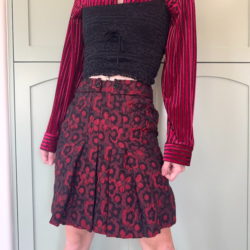 Groovy Floral Red Pleated Skirt